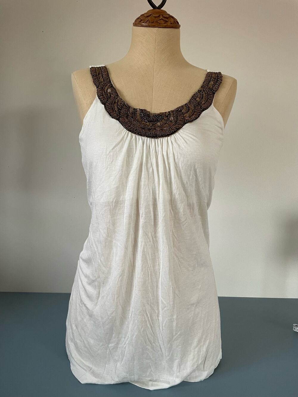 Max Rave womens cream tank with beading size M